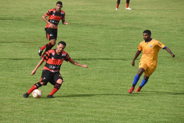 Piauiense: Flamengo reage e empata com o Tiradentes no Lindolfo Monteiro