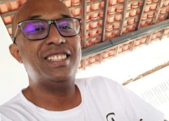 Professor de Batalha é encontrado morto com várias perfurações de canivete em Barras.