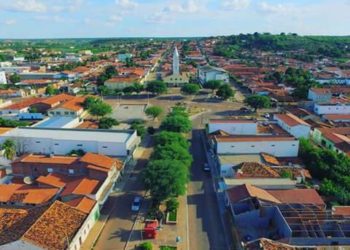 Por descumprir decreto contra covid-19 grupo e penalizado em cidade do Piauí. Confira vídeo