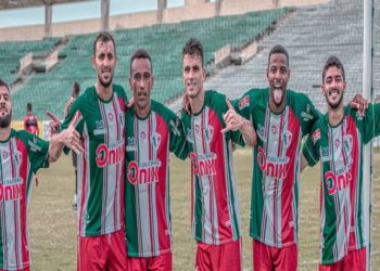 Fluminense-PI goleia o Flamengo-PI e vai à final do Campeonato Piauiense