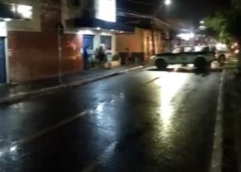 Acusado é morto a tiros ao tentar realizar assalto no Dirceu.Confira no vídeo