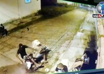 Imagens de câmeras de segurança flagram arrastão a populares em José de Freitas. Confira vídeo