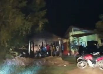 Força-tarefa dispersa aglomeração com centenas de pessoas em José de Freitas