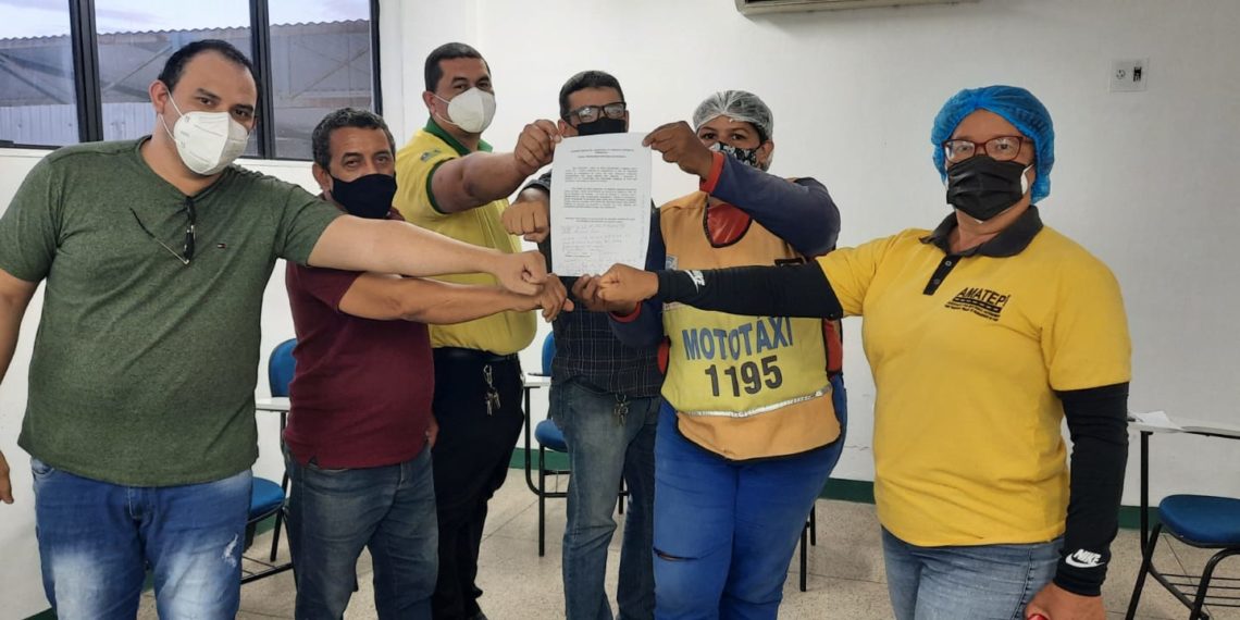 Motoristas por aplicativos, mototaxistas e taxistas, unem forças em busca da aprovação do auxílio combustível junto ao governo do estado do piauí