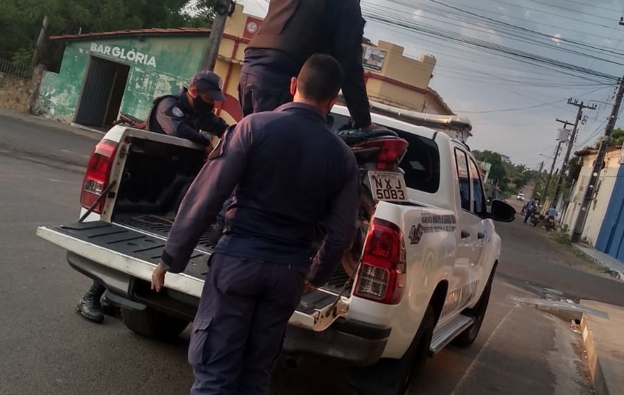 Dois homens foram apreendidos com motocicletas que possui registro de roubo em  José de Freitas