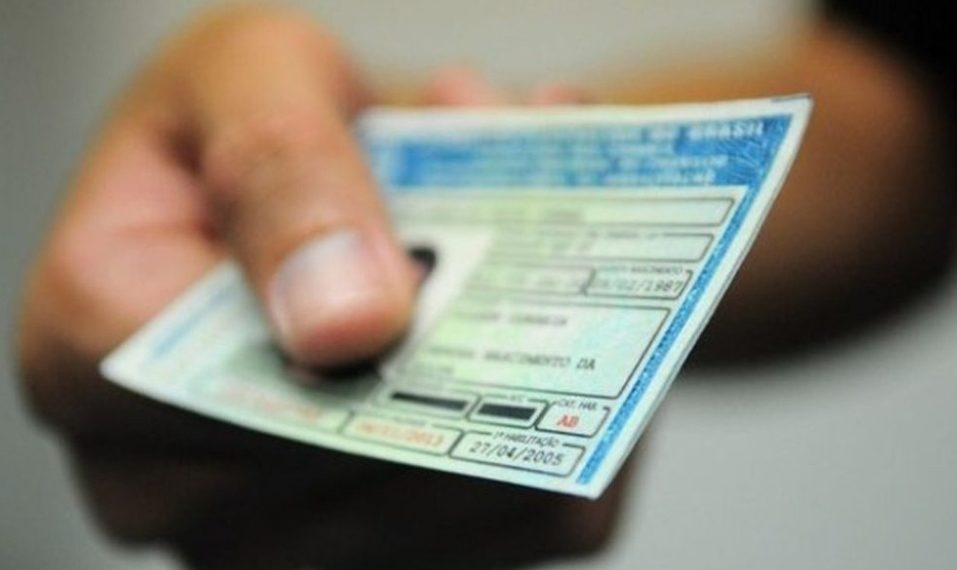 Após alta do combustível: Taxas de emissão de CNH ficarão mais caras no Piauí; reajuste chega até 30%