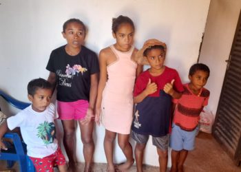 COMISSÃO DE VAQUEIROS DE JOSÉ DE FREITAS AJUDA FAMÍLIA CARENTE NA CIDADE DE UNIÃO.