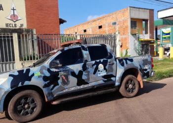 Homem sofre tentativa de homicídio e tem corpo perfurado com 12 facadas