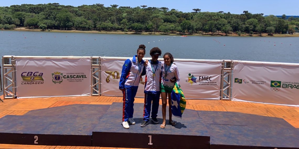 Freitense conquista medalha na categoria mini C1 infantil no campeonato nacional de canoagem de velocidade