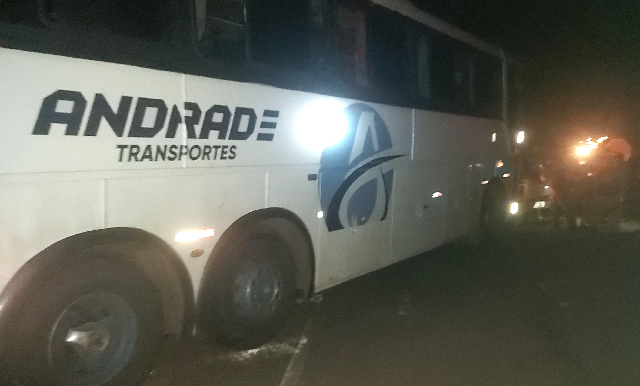 Ônibus que faz linha para José de Freitas é assaltado na BR- 343
