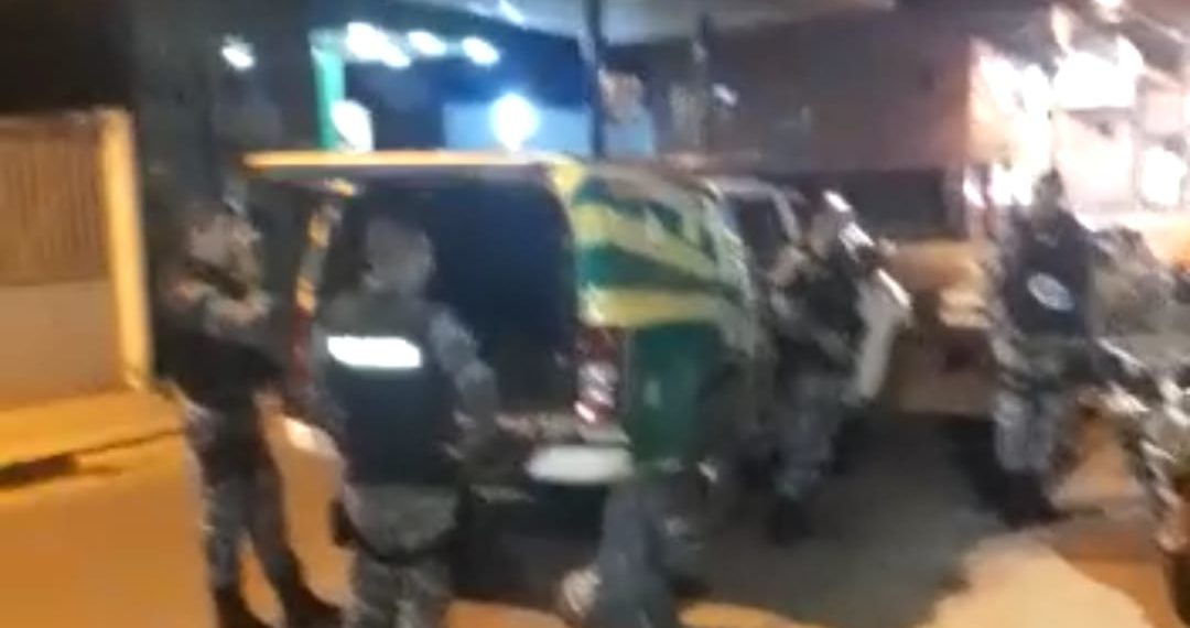Polícias do 16º BPM apreendem jovens acusados de furtar sítio na zona rural de José de Freitas
