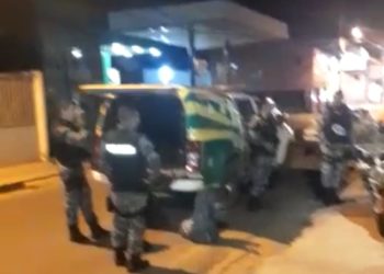 Polícias do 16º BPM apreendem jovens acusados de furtar sítio na zona rural de José de Freitas