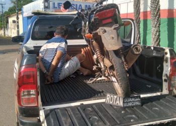 Homem é preso em flagrante com simulacro de arma de fogo em José de Freitas