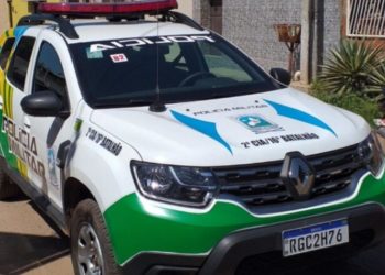 Homem espanca companheira usando pedaço de madeira na cidade de União