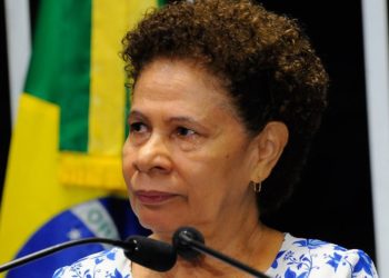 De quebradeira de coco a governadora, conheça a trajetória de Regina Sousa