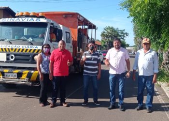 José de Freitas recebe sinalização vertical nas principais vias urbanas