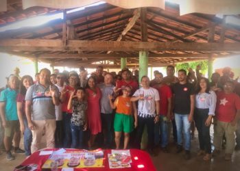 Deputado Federal Merlong Solano é recepcionado por apoiadores em José de de Freitas