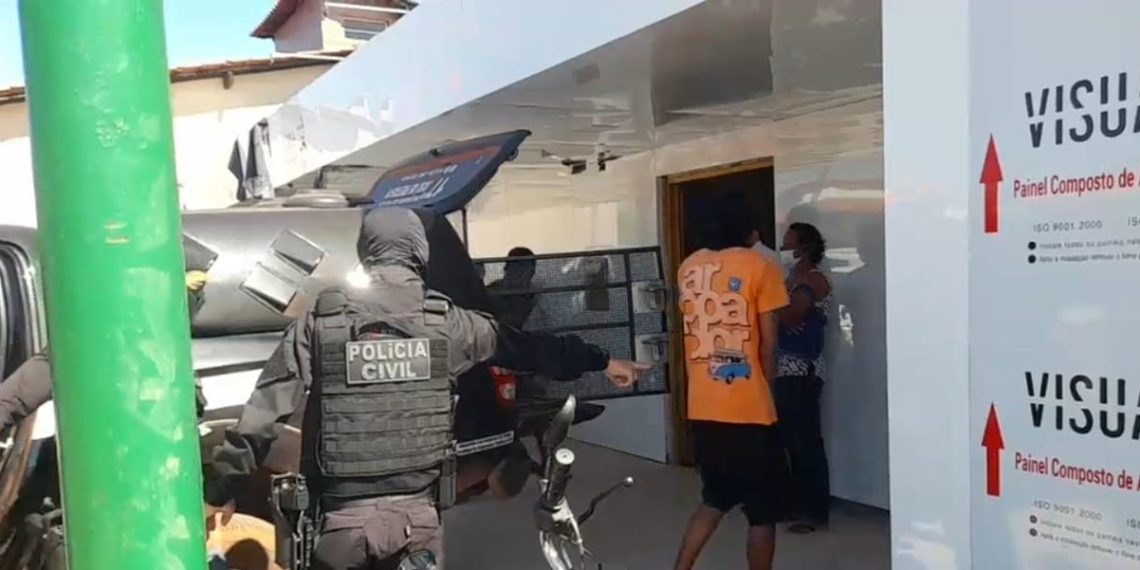 Três pessoas são presas acusadas de praticar homicídio em José de Freitas
