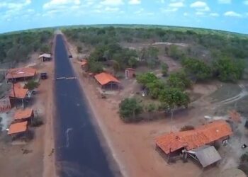 DER-PI CONCLUI OBRA DE RECUPERAÇÃO DA PI-113 ENTRE JOSÉ DE FREITAS E CABECEIRAS