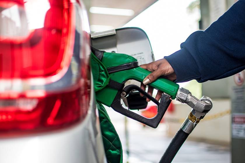 Petrobrás anuncia aumento no preço da gasolina apartir desta quarta-feira