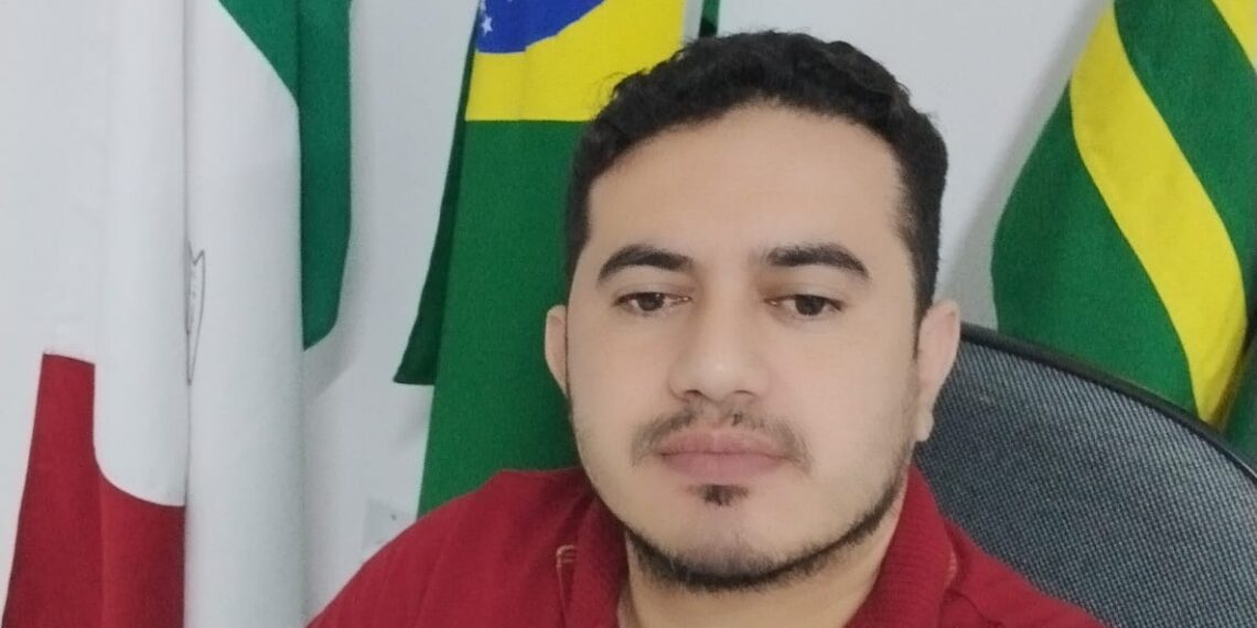 Diretor da câmara municipal de José  de Freitas se destaca em votação de melhores do ano 2022