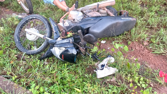 Homem perder controle de motocicleta e sofre grave acidente na PI-113 em José de Freitas