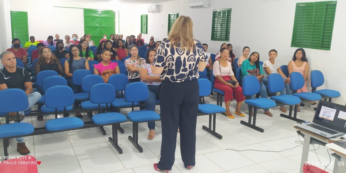 Secretaria de Educação de José de Freitas Realiza Formação Continuada