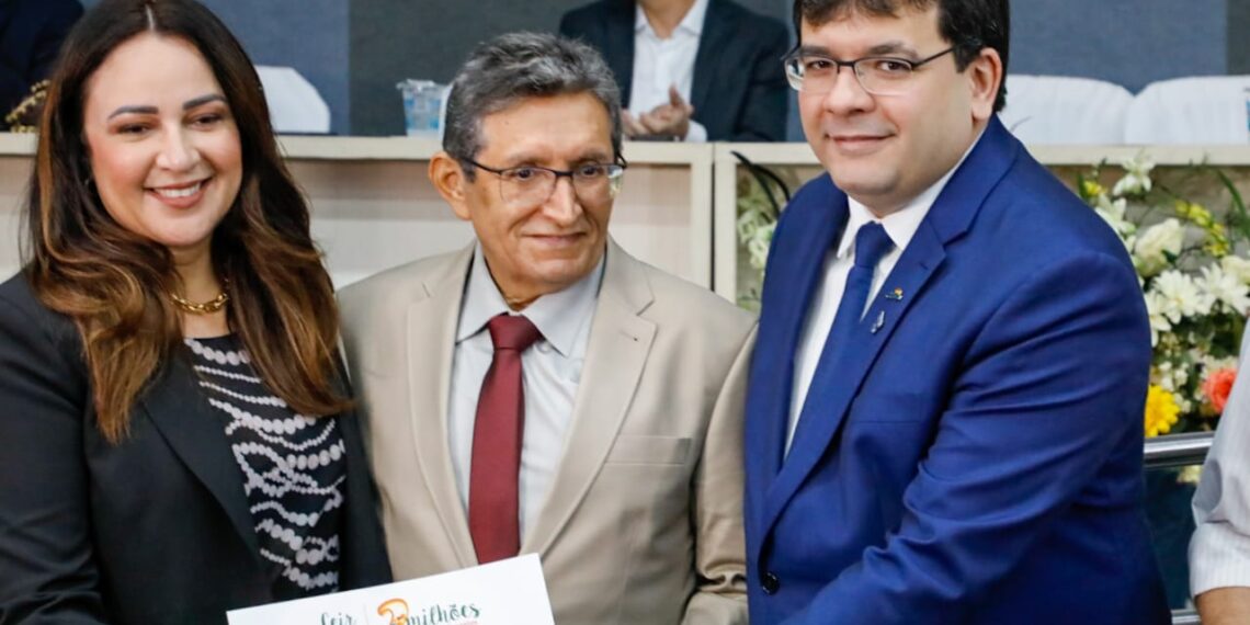 Governador inaugura melhorias e entrega equipamentos durante comemoração dos 15 anos do Ceir
