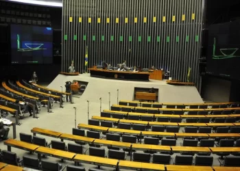 Reforma tributária: confira como votou cada deputado da bancada piauiense nos dois turnos
