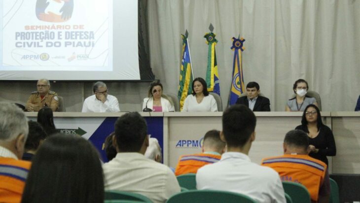 Gestores estaduais e municipais participam de evento sobre proteção e defesa civil