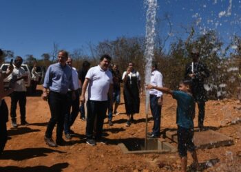 Rafael Fonteles entrega obras de segurança hídrica que beneficiam mais de 2 mil famílias em Jurema (PI)