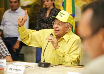 Prefeito Dr. Pessoa anuncia concurso público para contratação de 4.744 professores