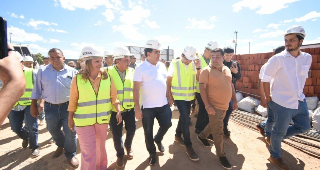 Governador entrega obras em São Raimundo Nonato e ministro autoriza R$ 2,51 milhões para municípios do Sul do Piauí
