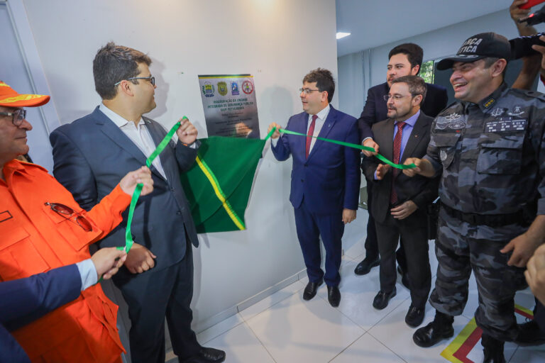Governador inaugura primeira Unidade Integrada de Segurança Pública de Teresina