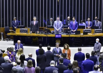 “É a vitória do povo”, diz Merlong após aprovação de MP que aumenta salário mínimo