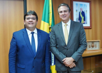 Governador e ministro da Educação assinam a adesão do Piauí a três programas do MEC nesta segunda (11)