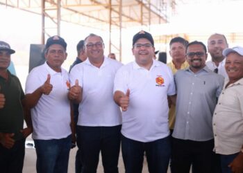 Rafael Fonteles participa do lançamento da pedra fundamental de frigorífico que vai gerar 3 mil empregos no Piauí