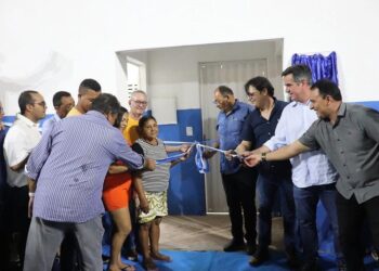 Prefeito Roger Linhares entrega Espaço Multi Eventos a população freitense