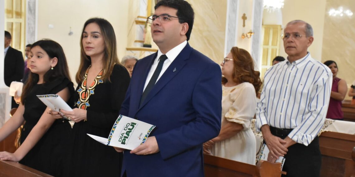 Governador participa de missa em Teresina pelos 201 anos do Piauí