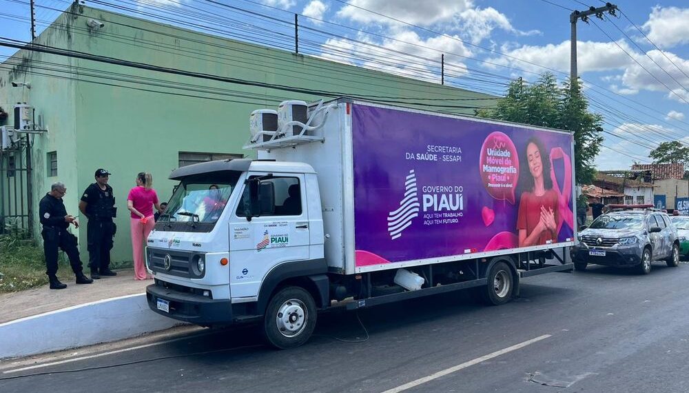 Caminhão da Mamografia atende internas e policiais penais na Penitenciária Feminina de Teresina
