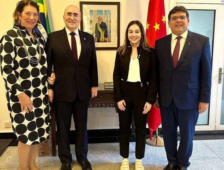 Na China, governador discute parcerias em tecnologia, produção de aço verde e minério de ferro