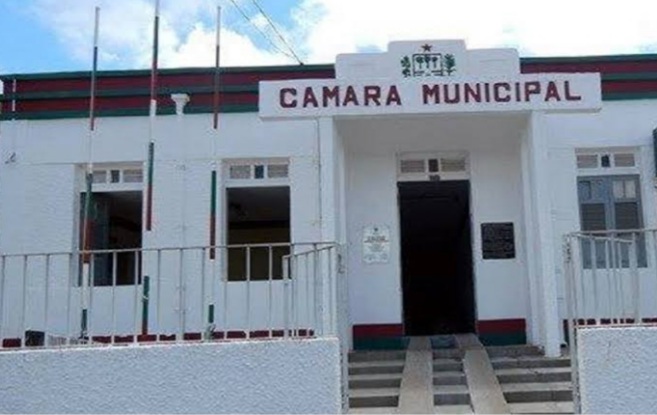 Indivíduo furta veículo da Câmara Municipal de José de Freitas