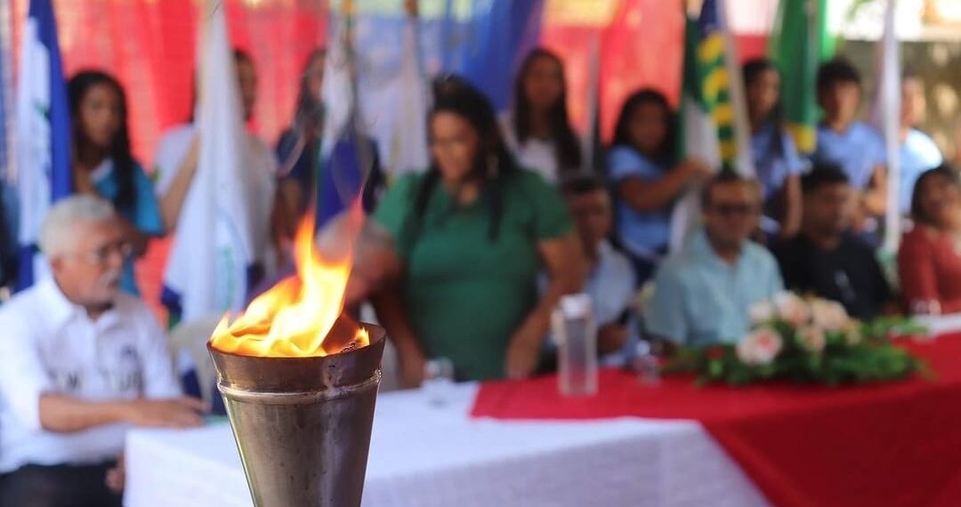 Tocha Olímpica dos Jogos Escolares é acesa em José de Freitas
