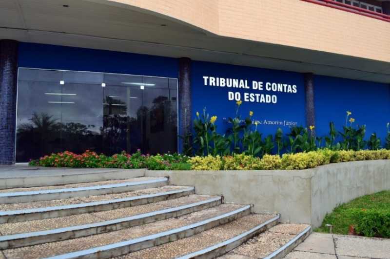 Em 13 cidades do Piauí, vereadores ganham acima do valor permitido pela Constituição