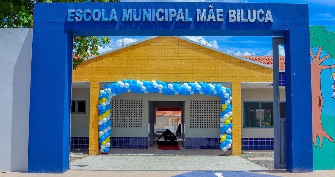 Prefeito Roger Linhares inaugura escola municipal Mãe Biluca em José de Freitas