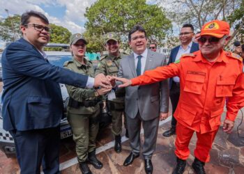 Rafael Fonteles lança Patrulha Cidadã e entrega 132 viaturas para reforçar segurança em Teresina e Parnaíba