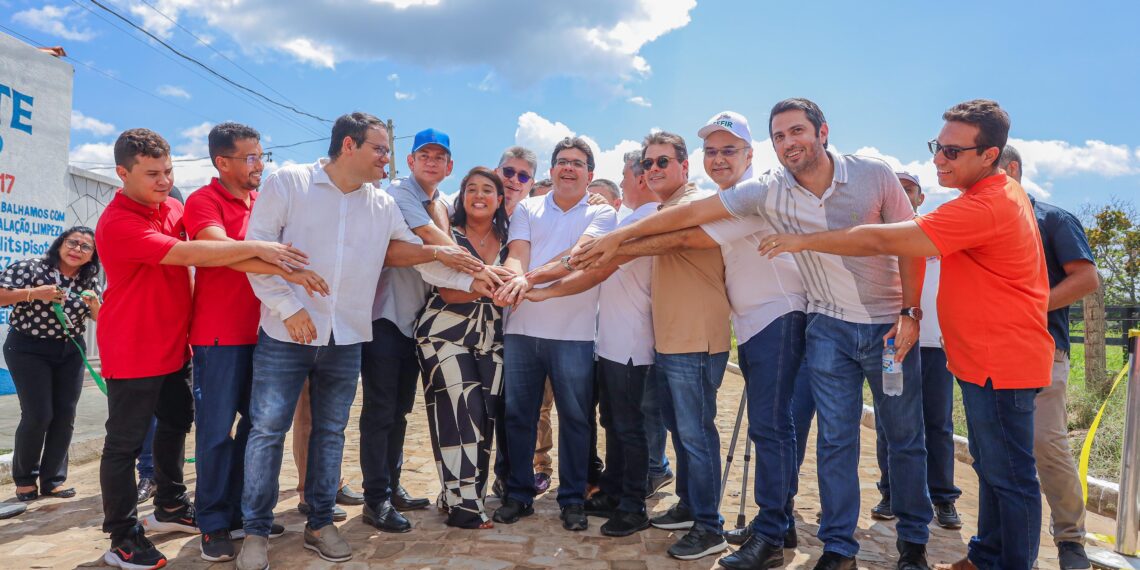 Ruas do município de Lagoa do Piauí ganham nova pavimentação com investimentos do Governo do Estado