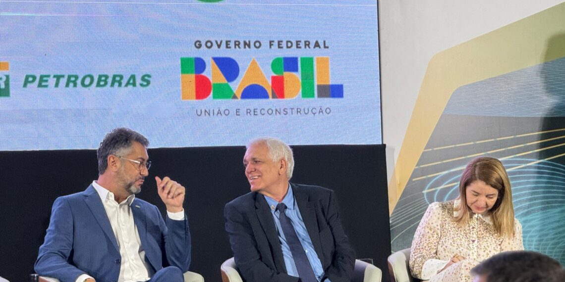 Governador Themístocles Filho defende diversificação da base energética em evento do setor