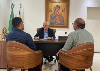 Themístocles Filho e reitor do IFPI discutem a implantação de três novos campi no Piauí