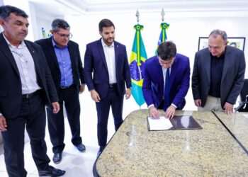 Governo do Piauí irá investir mais de R$ 3 milhões em fomento à pesquisa científica no ensino médio